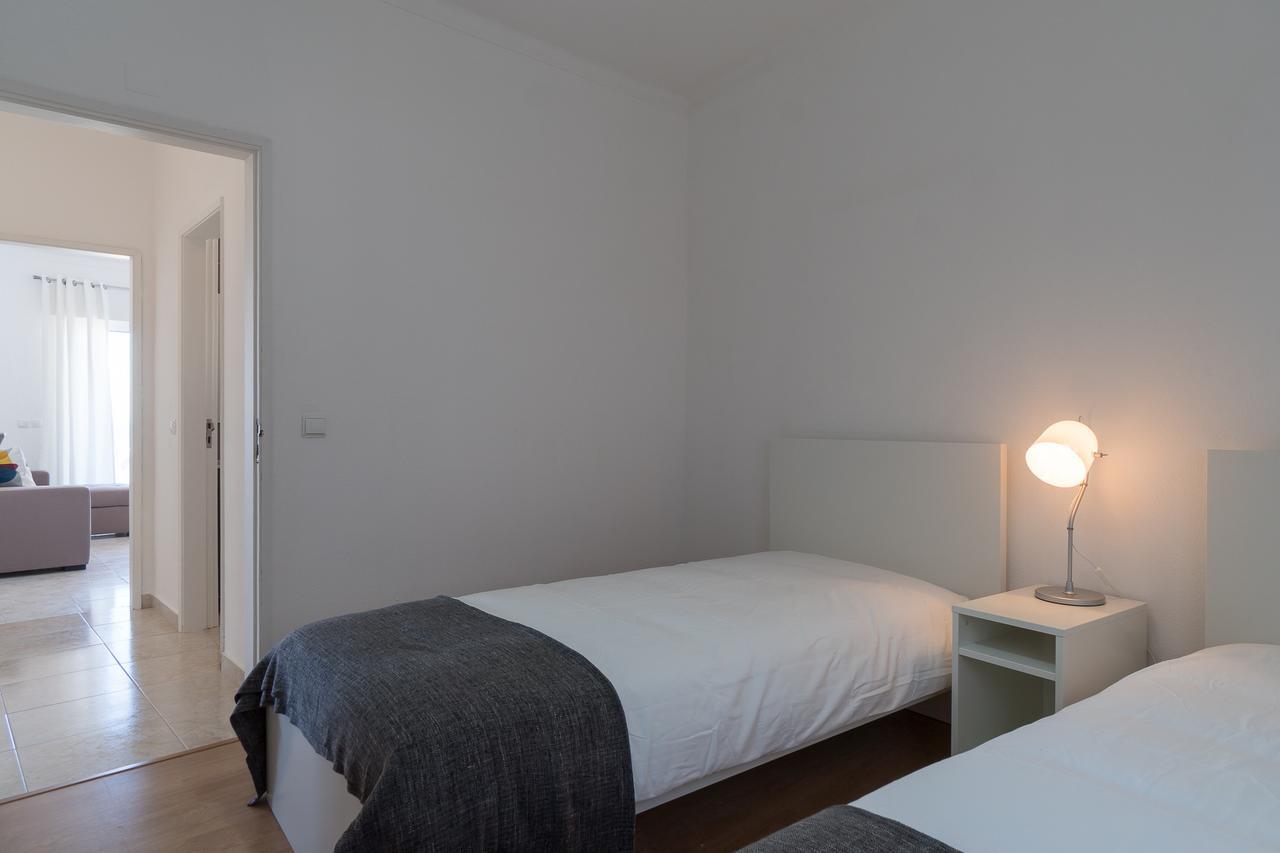 T2 Avenida- Frente Mar, Ar-Condicionado, Wifi Apartment กัวเตย์รา ภายนอก รูปภาพ